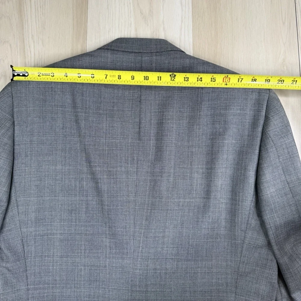 NWT Kilgour French & Stanbury Barney's New York Pure Virgin Wool Suit 42R W36